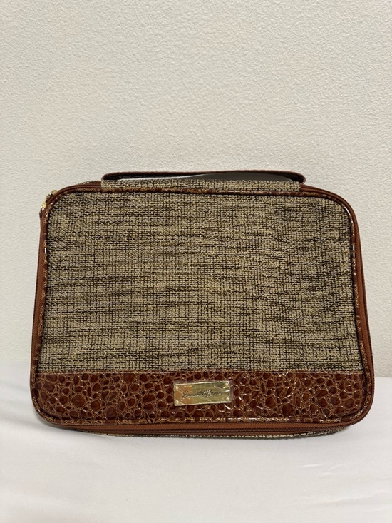 Samantha Brown Handbags - Samantha Brown Travel Case